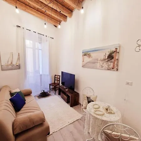 Virgilio House Apartamento Cagliari