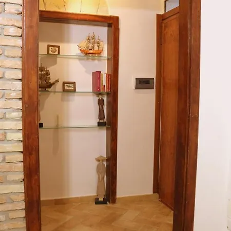 Virgilio House