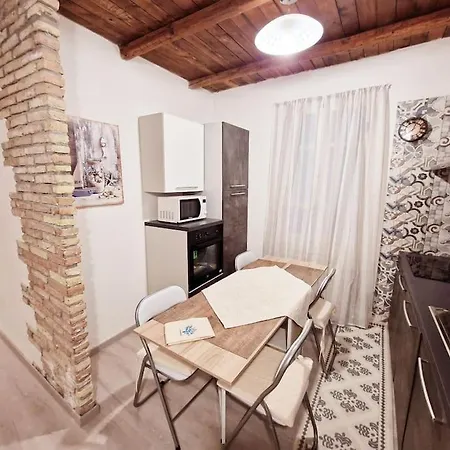 Virgilio House * Cagliari