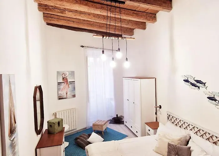 Virgilio House *