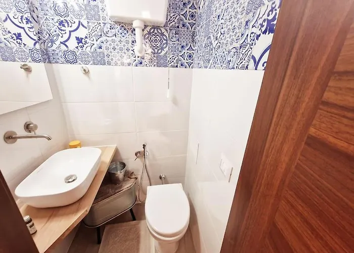 Virgilio House * קליארי