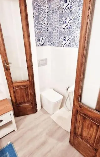 Virgilio House